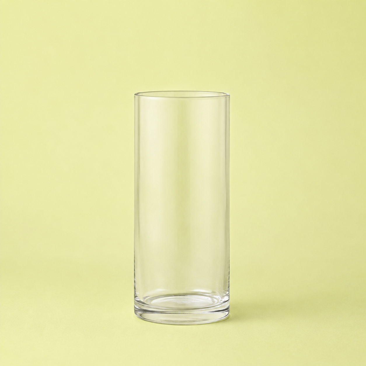 Table-ready vase